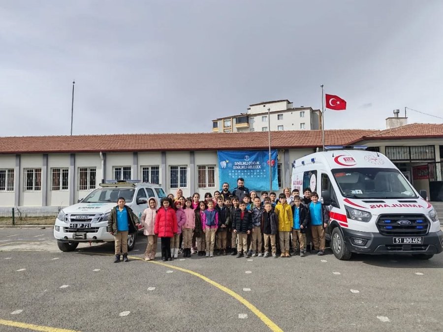 Niğde’de ’sağlıklı Çocuk, Sağlıklı Gelecek’ Eğitimleri Gerçekleştirildi