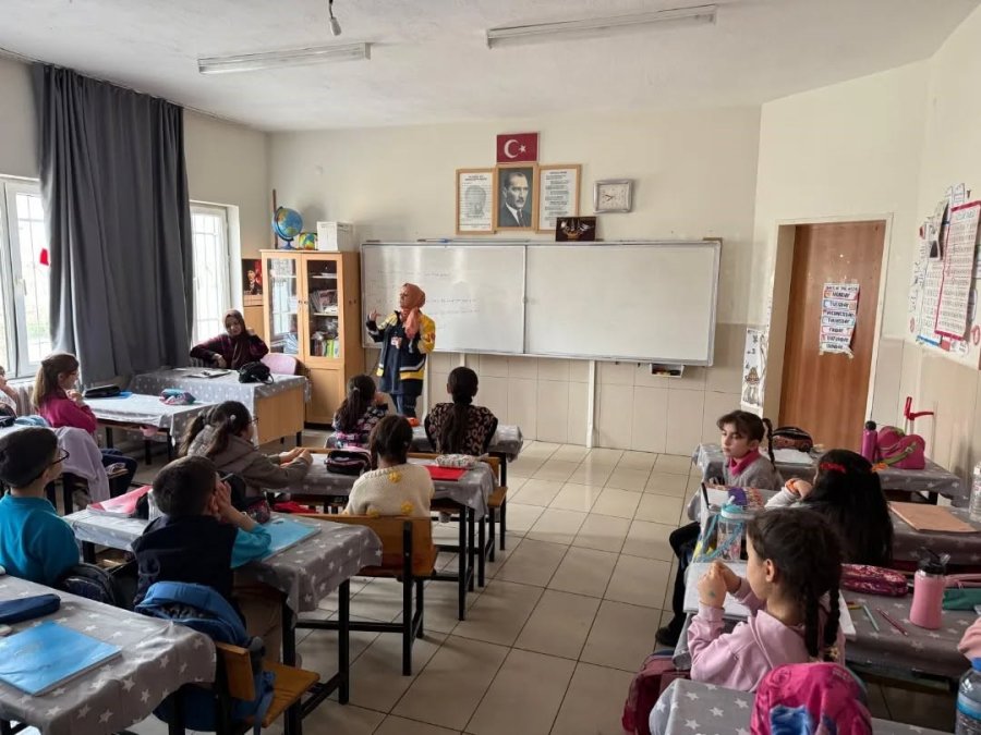 Niğde’de ’sağlıklı Çocuk, Sağlıklı Gelecek’ Eğitimleri Gerçekleştirildi