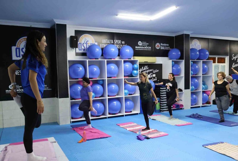 Antalyalılardan Ücretsiz Spor Kurslarına İlgi