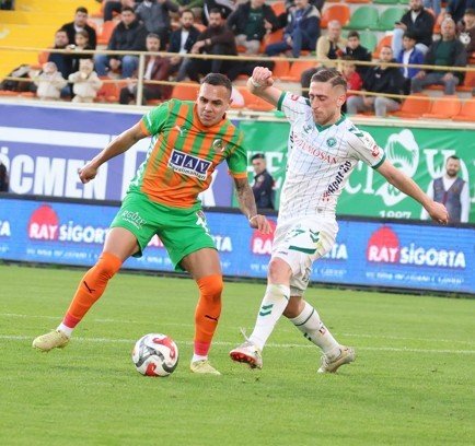 Trendyol Süper Lig: Alanyaspor: 2 - Konyaspor: 1 (maç Sonucu)