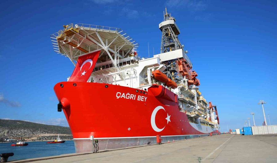 Çağrı Bey Sondaj Gemisi, Bakan Bayraktar’ın Katıldığı Törenle Somali’ye Uğurlandı