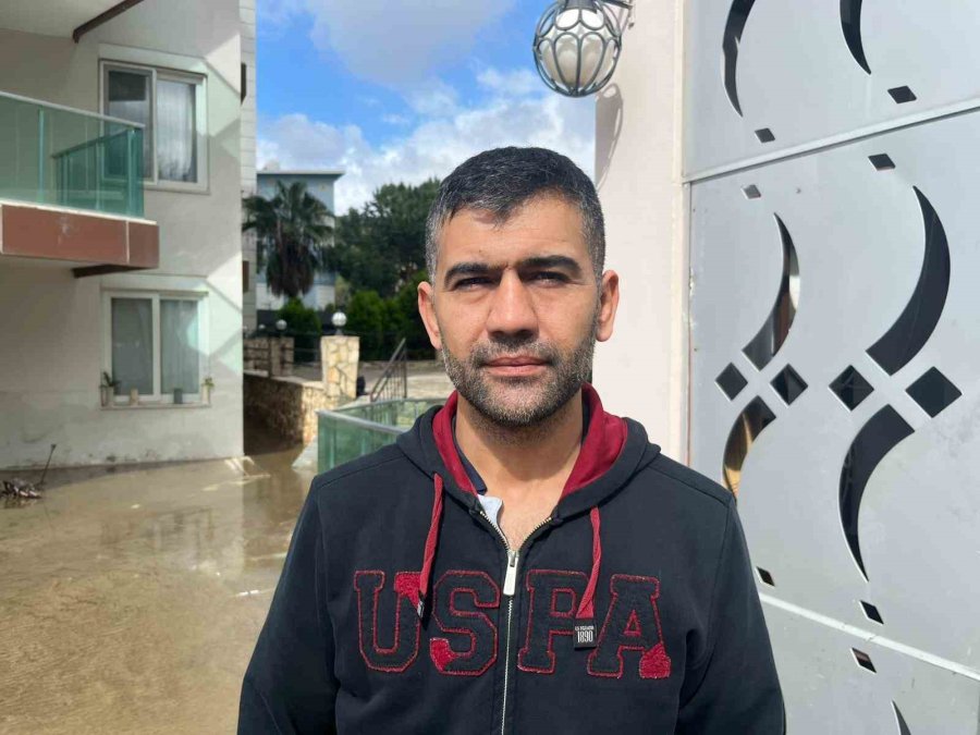 Alanya’da Debi Yükseldi, Çay Kenarındaki İşletmeler Sele Kapıldı