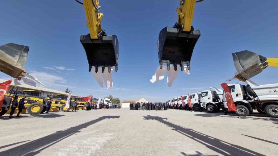 Karaman’da İl Özel İdaresine Alınan Araçlar Törenle Hizmete Başladı