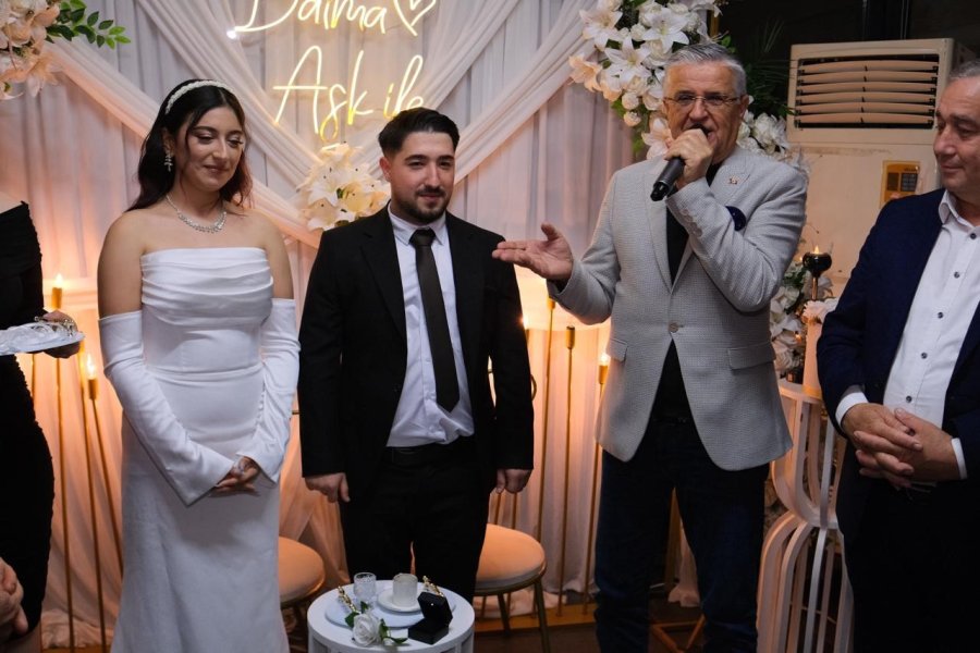 Kemer Belediyesi Kadınlar Lokali’nde İlk Nişan Merasimi