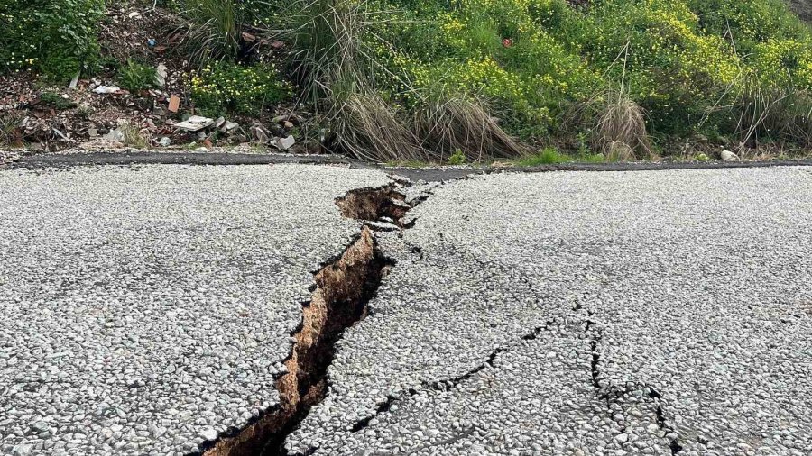 Alanya’da Sağanak Sonrası Korkutan Manzara