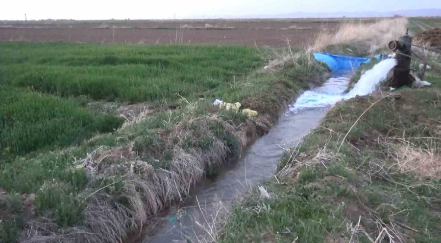 Aksaray’da 15 Bini Kaçak 20 Bin Su Kuyusu Geleceğin Tarımını Tehdit Ediyor
