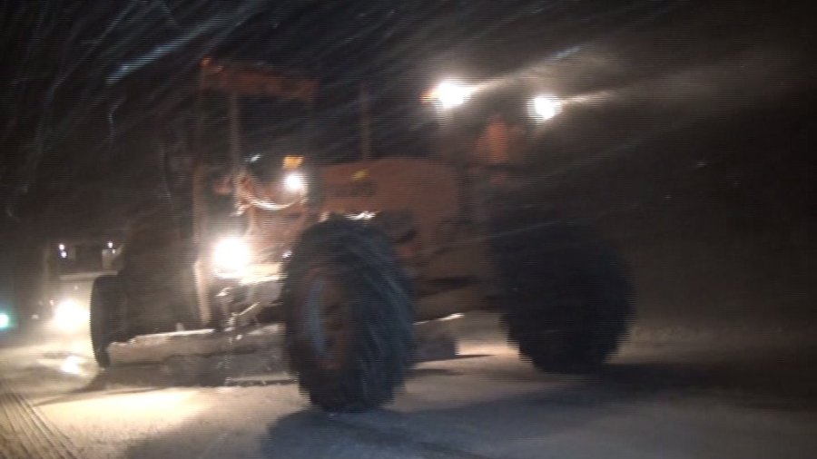 Alacabel’de Şiddetli Yağmur Kar Yağışına Döndü