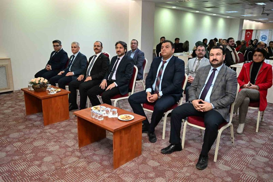 Kmü’de Kadına Yönelik Şiddetle Mücadele Çalıştayı Düzenlendi