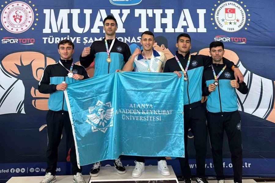 Alkü, Muay Thai Şampiyonasından 5 Madalya İle Döndü