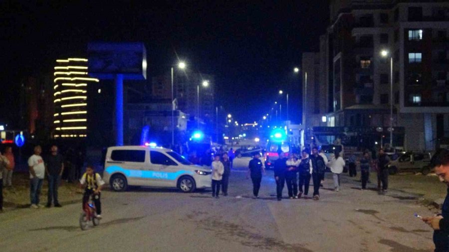 Evinde Çıkan Yangında Yaralanan Adam 3 Ay Sonra Hayatını Kaybetti