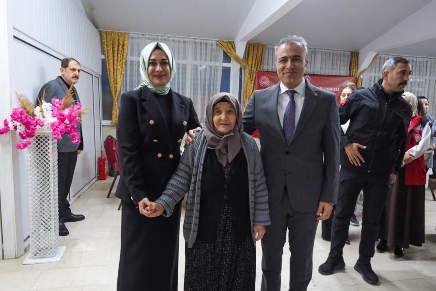 Karaman’da Şehit Yakınları Ve Gaziler ‘büyük Aile Sofrası’nda Buluştu