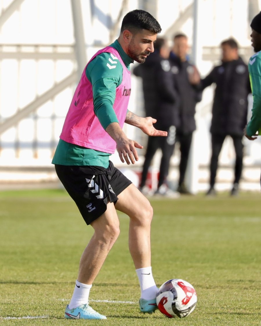 Konyaspor, Galatasaray Maçı Hazırlıklarını Sürdürüyor