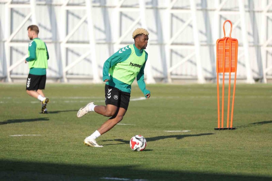 Konyaspor, Galatasaray Maçı Hazırlıklarını Sürdürüyor