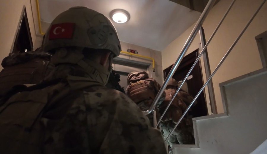 Mersin’de Milyarlık Yasa Dışı Bahis Operasyonu: 9 Tutuklama