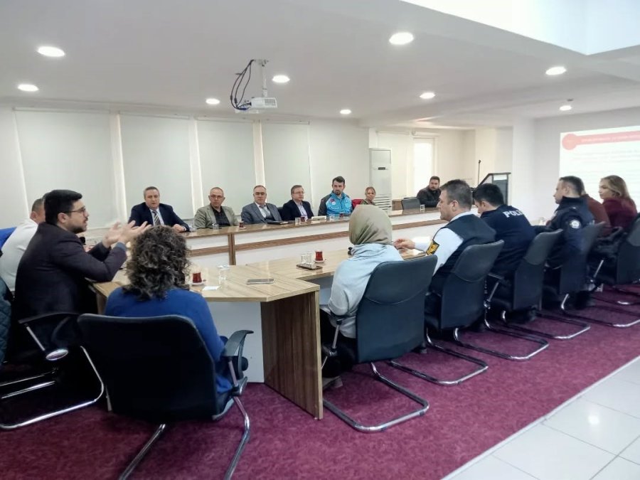 Niğde’de Afet Sağlık Grubu Operasyon Planı Değerlendirildi