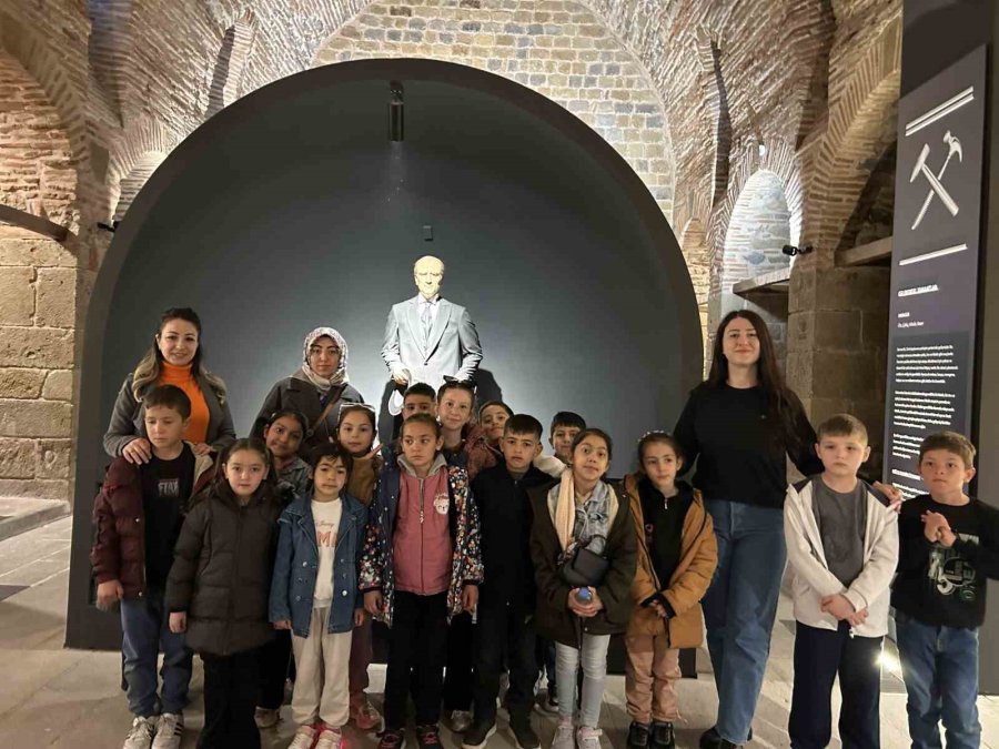 Kırsaldaki Çocuklar "bi Niğde Mi Yapsak?" Projesiyle Şehri Keşfetti