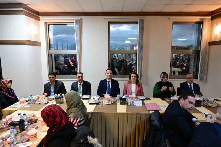 Antalya’da Adliye Personeli İftarda Buluştu