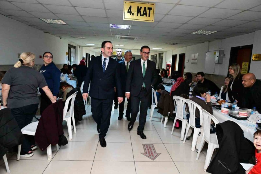 Antalya’da Adliye Personeli İftarda Buluştu