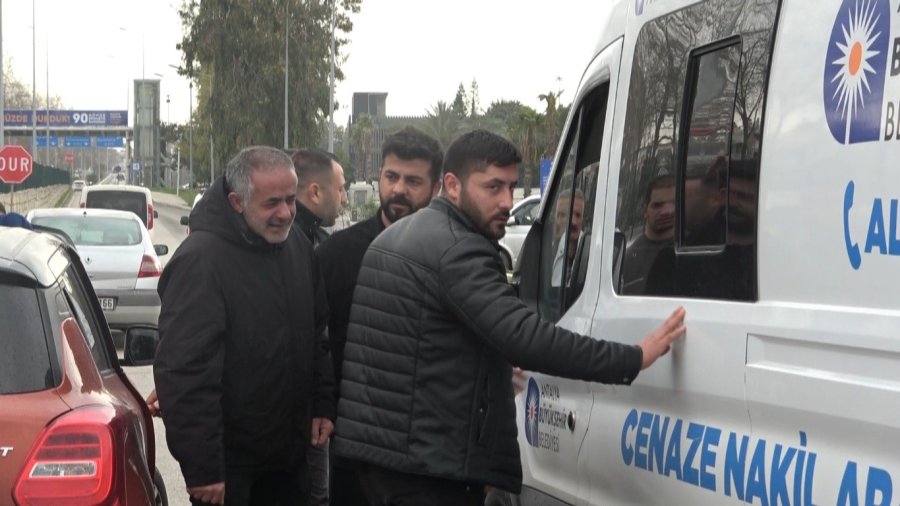Babasının "oğlum Ölmeyecek" Feryadı Yürek Burkmuştu, Genç İşçi Kurtarılamadı