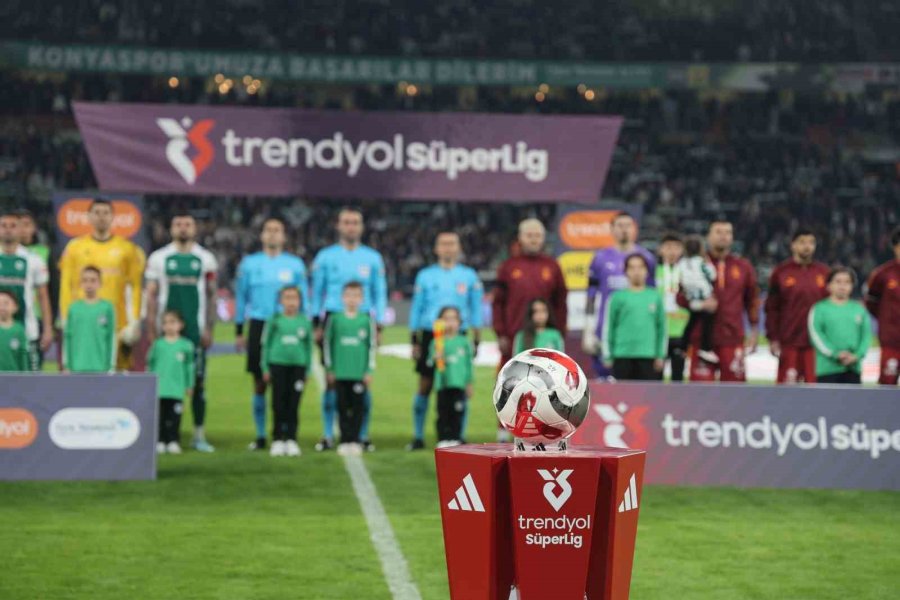 Trendyol Süper Lig: Konyaspor: 0 - Galatasaray: 0 (maç Devam Ediyor)