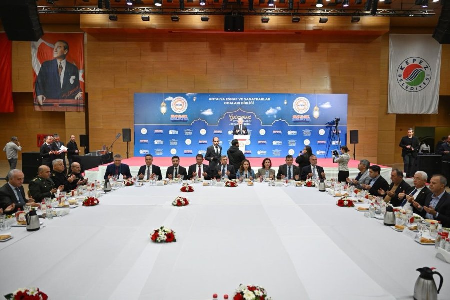 Antalya Protokolü Ve Oda Başkanları İftarda Buluştu