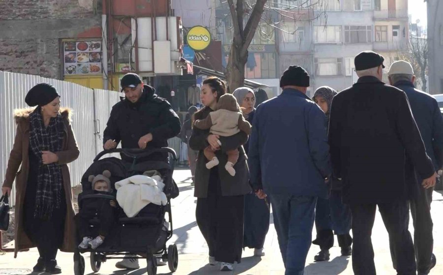 Mesajla Gelen Linke Tıklarsanız Banka Hesaplarınız Boşalıyor