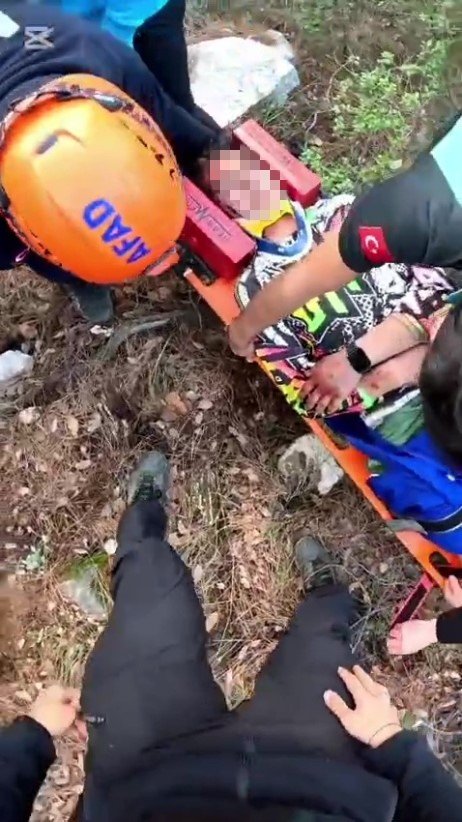 Bisiklet Sürücüsü 10 Metrelik Şarampole Yuvarlandı