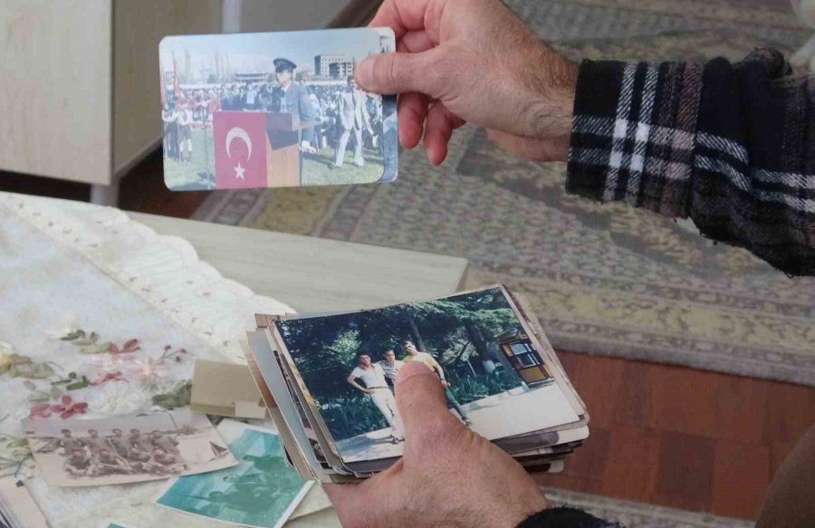 28 Şubat Mağduru Şimşek: "başörtülü Eşimi Ticari Taksi İle Gece Arka Koltukta Saklayıp Lojmana Geçiriyordum"