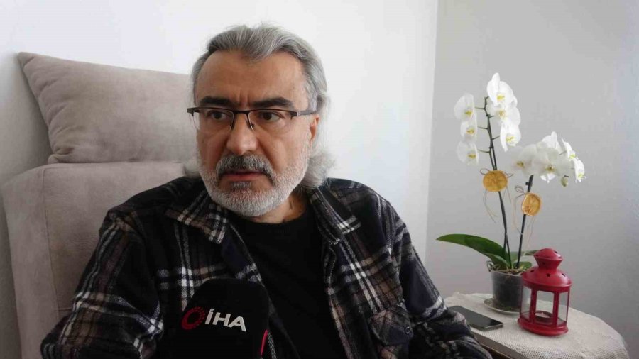 28 Şubat Mağduru Şimşek: "başörtülü Eşimi Ticari Taksi İle Gece Arka Koltukta Saklayıp Lojmana Geçiriyordum"