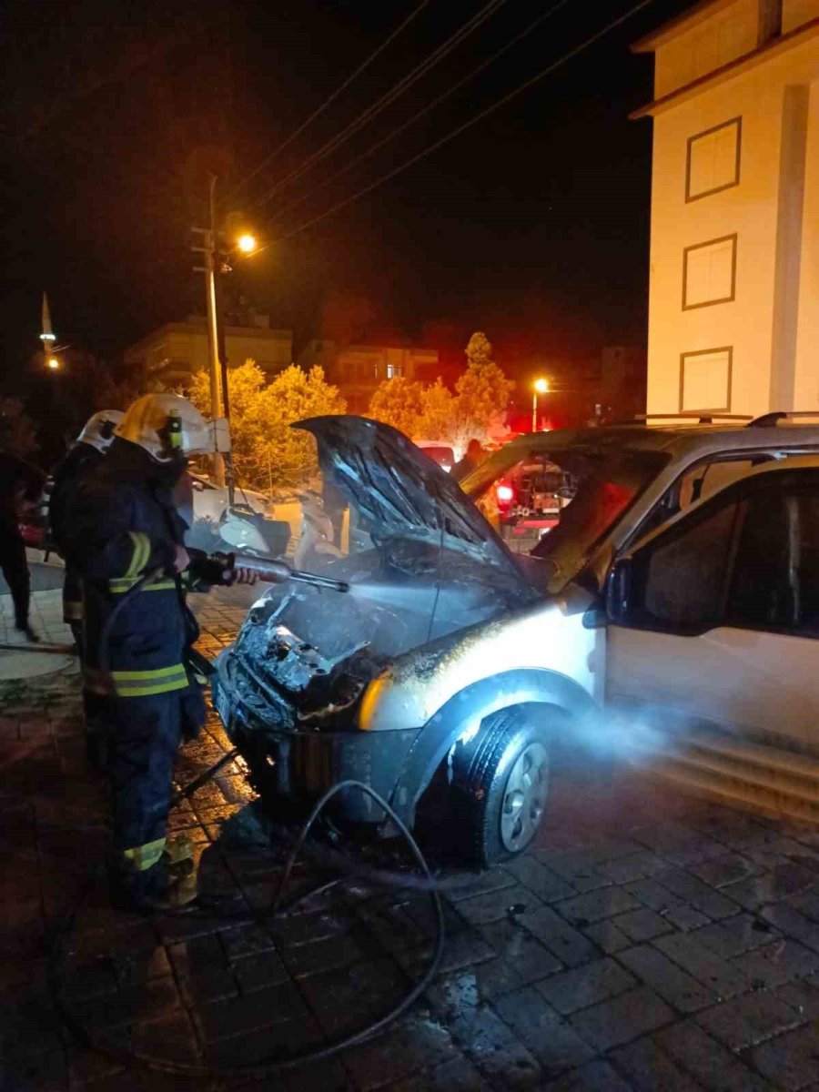 Gazipaşa’da Araç Yangını