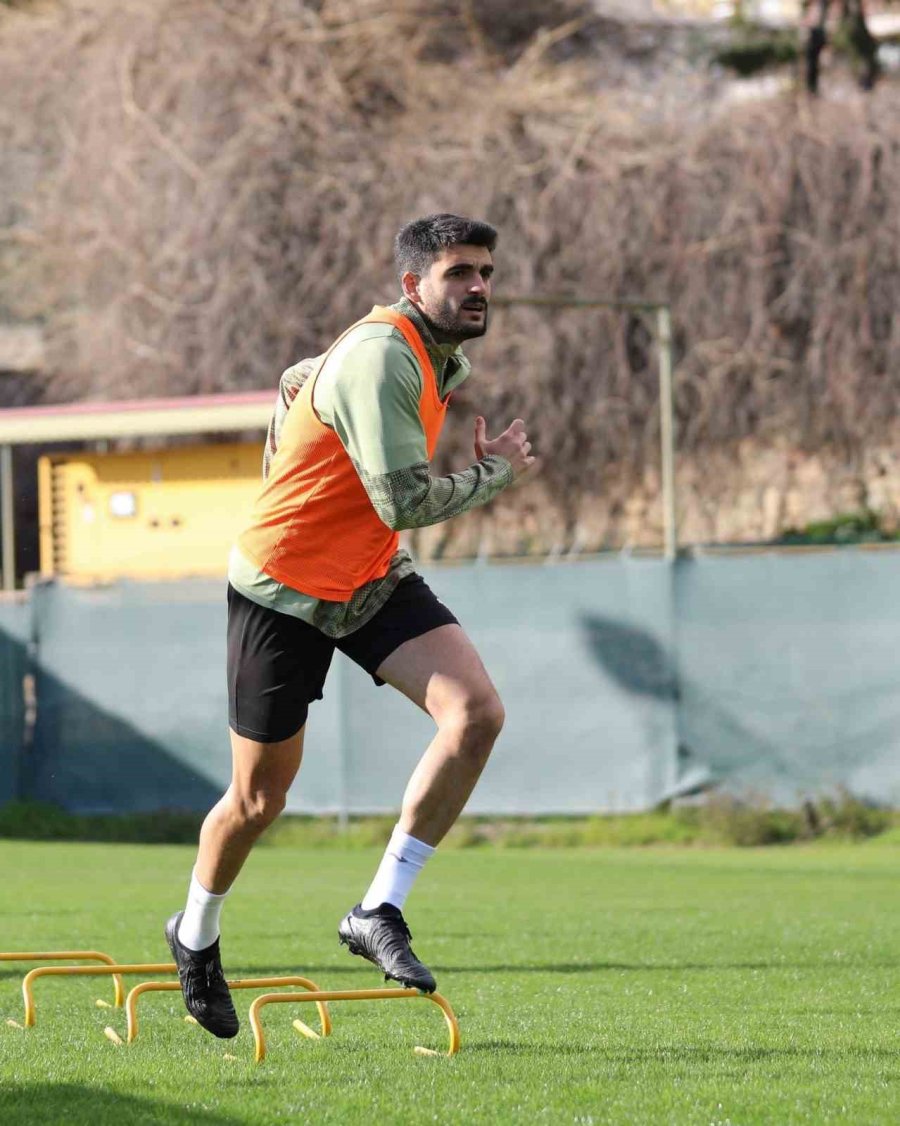 Alanyaspor, Galatasaray Maçı Hazırlıklarına Başladı
