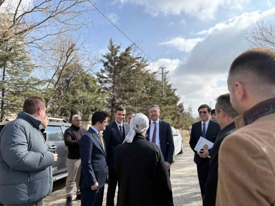 Niğde’nin Altay Köyü Nevruz’a Hazırlanıyor: Başkonsolos Kanafeyev İncelemelerde Bulundu