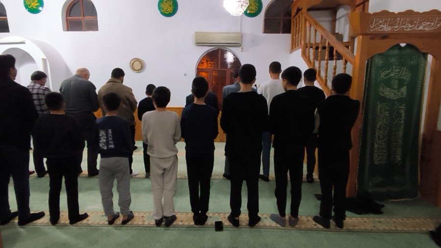 Anamur’da Teravih Namazı Çocuklar İçin Bayrama Döndü