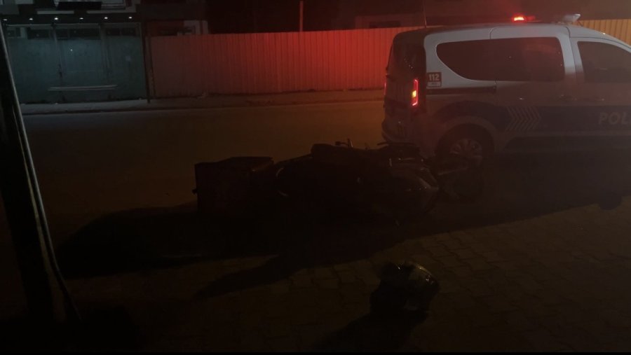 Polisten Kaçan Motosikletli Kuryeden Uyuşturucu Çıktı