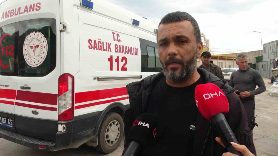 Balık Tutmak İçin Gittiği Dalga Kıranda Düşerek Mahsur Kaldı