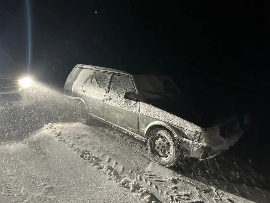 Karaman’da Karda Mahsur Kalan Aileyi Afad Kurtardı