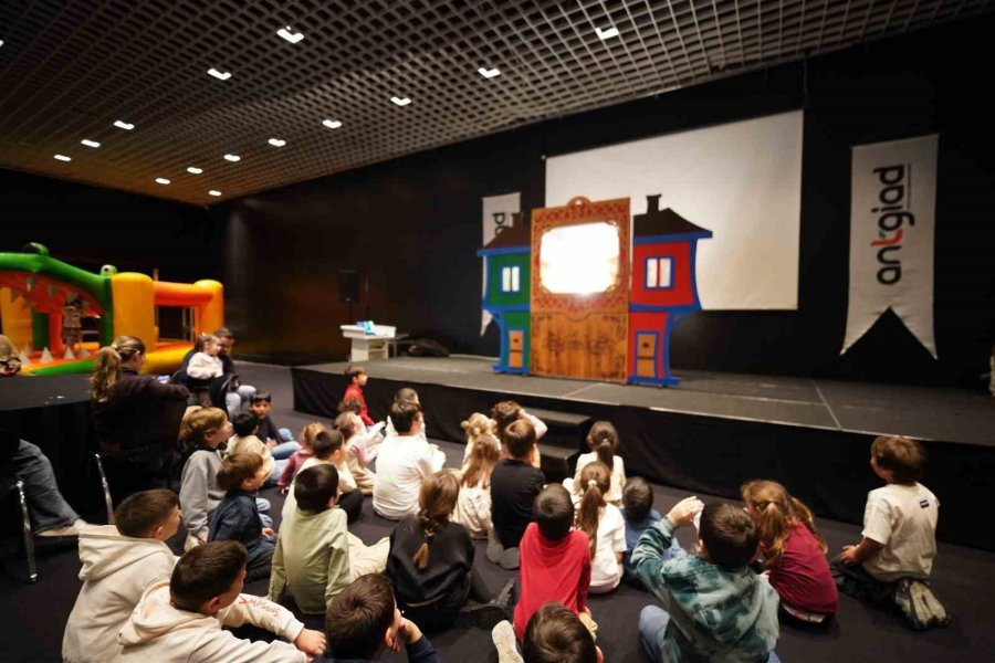 Antgiad İftarında "insanın Fabrika Ayarları" Konuşuldu