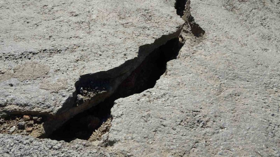 Alanya’da 3 Bina Tedbir Amaçlı Tahliye Edildi