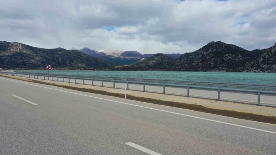 Yeni Antalya-konya Karayolu Eynif Ovası’nın Son Hali Dron İle Görüntülendi