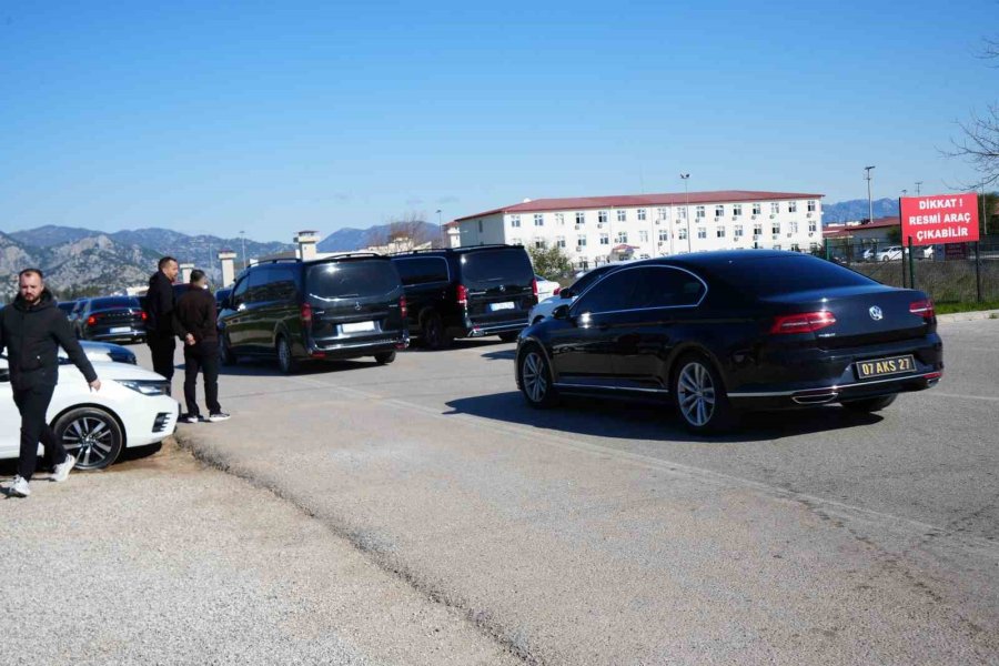 Özgür Özel’den ’tanju Özcan’ Açıklaması