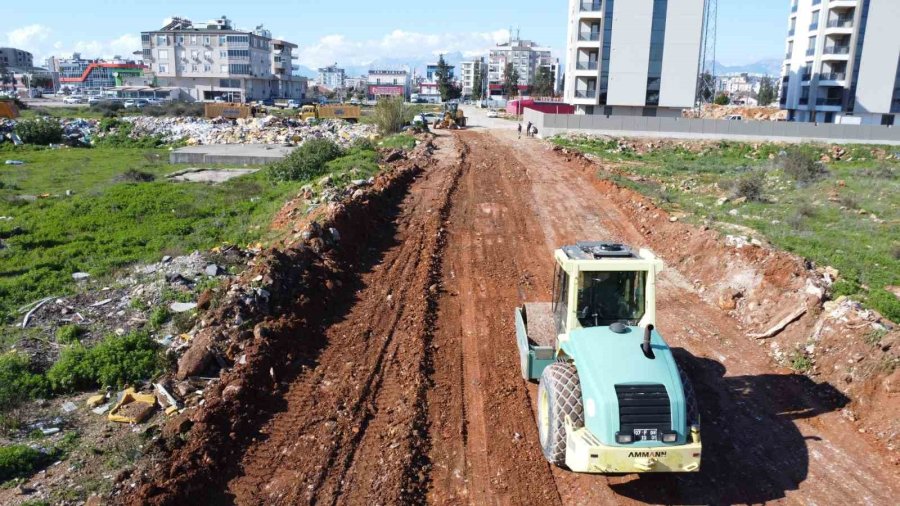 Kepez Belediyesi’nden Baraj Mahallesi’ne Yeni Yol Ve Otopark