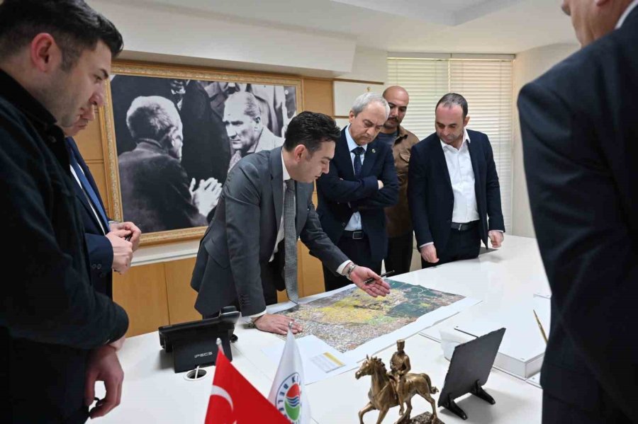 Kepez’de Doğal Gaz Yatırımları Büyüyor: 2026 Hedefi 221 Bin Konut