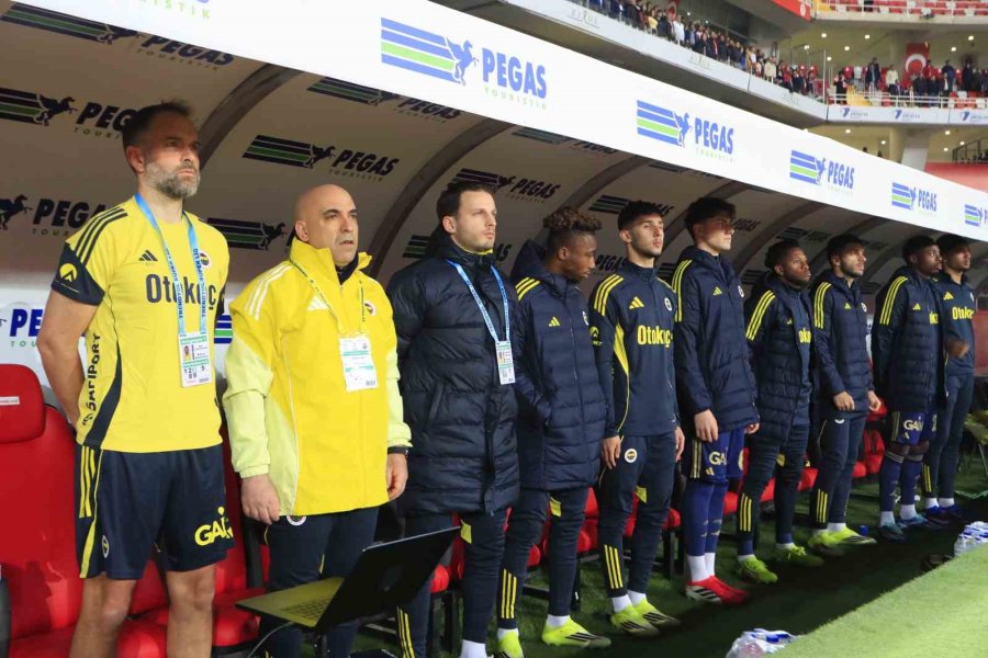 Trendyol Süper Lig: Antalyaspor: 0 - Fenerbahçe: 0 (maç Devam Ediyor)