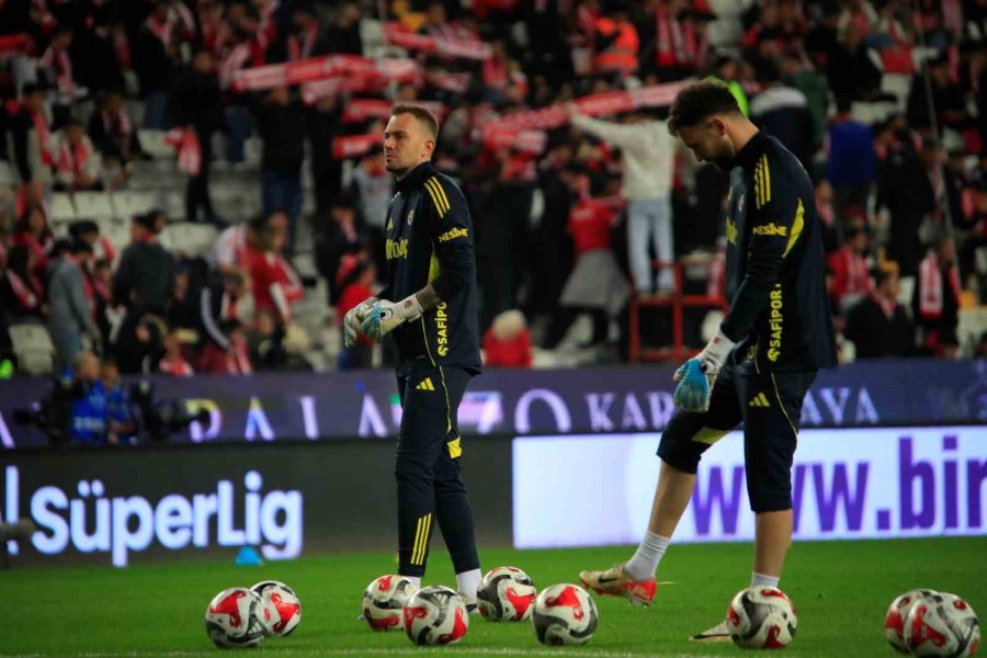 Trendyol Süper Lig: Antalyaspor: 0 - Fenerbahçe: 0 (maç Devam Ediyor)