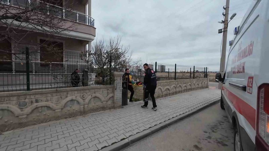Karaman’da Pencereden Düşen 3 Yaşındaki Çocuk Yaralandı