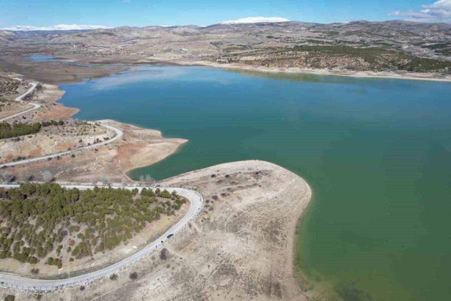 Yağışlar Uzun Yıllar Ortalamasını Yüzde 50 Aştı, Kuraklık Tehdidi Sürüyor