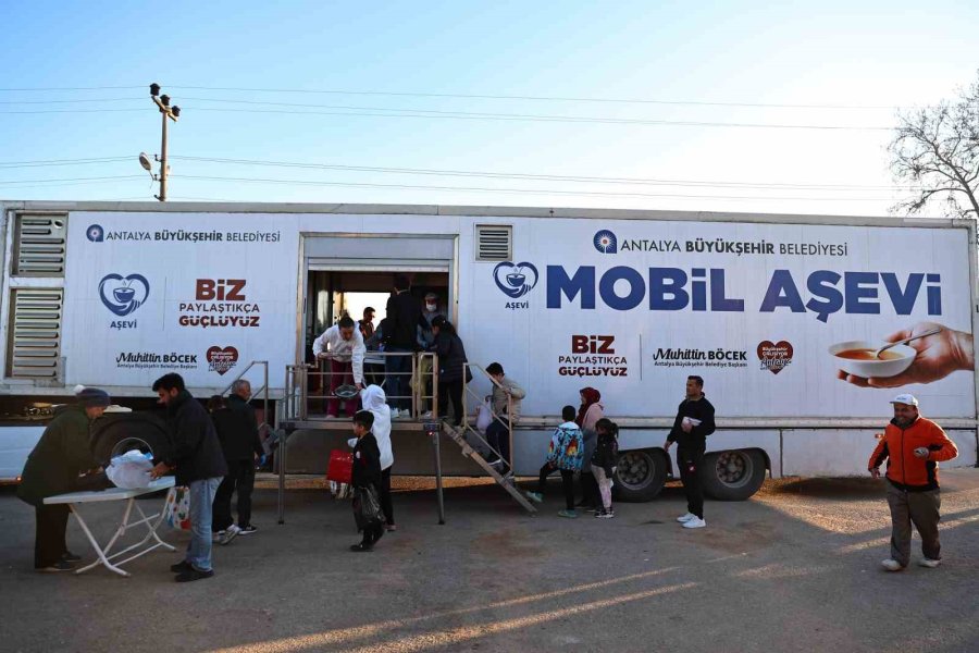 Mobil Aşevi Ramazan Bereketini Mahallelere Taşıyor