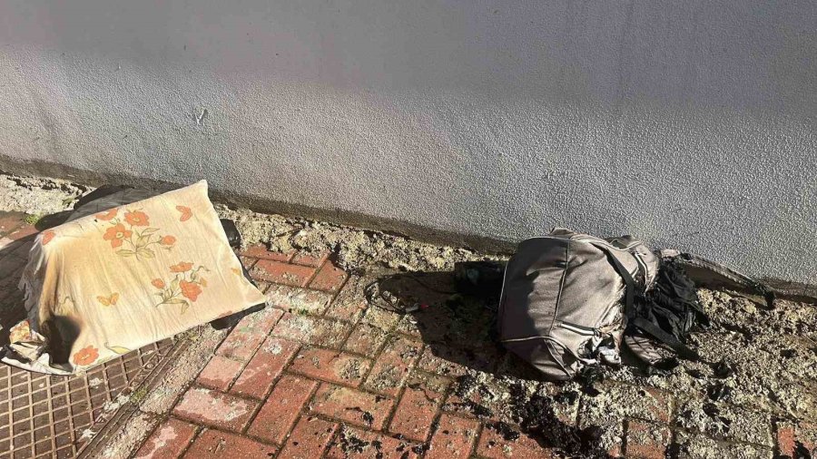 Alanya’da Hafif Ticari Araç Yangını Korkuttu