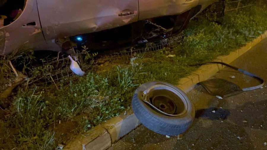 Gazipaşa’da Takla Atan Otomobildeki 4 Kişi Yaralandı
