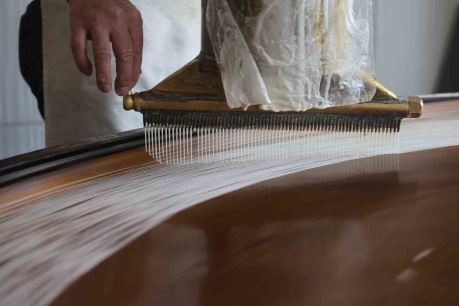 45 Yıllık Bakır Ocakta Geleneksel Tel Kadayıf